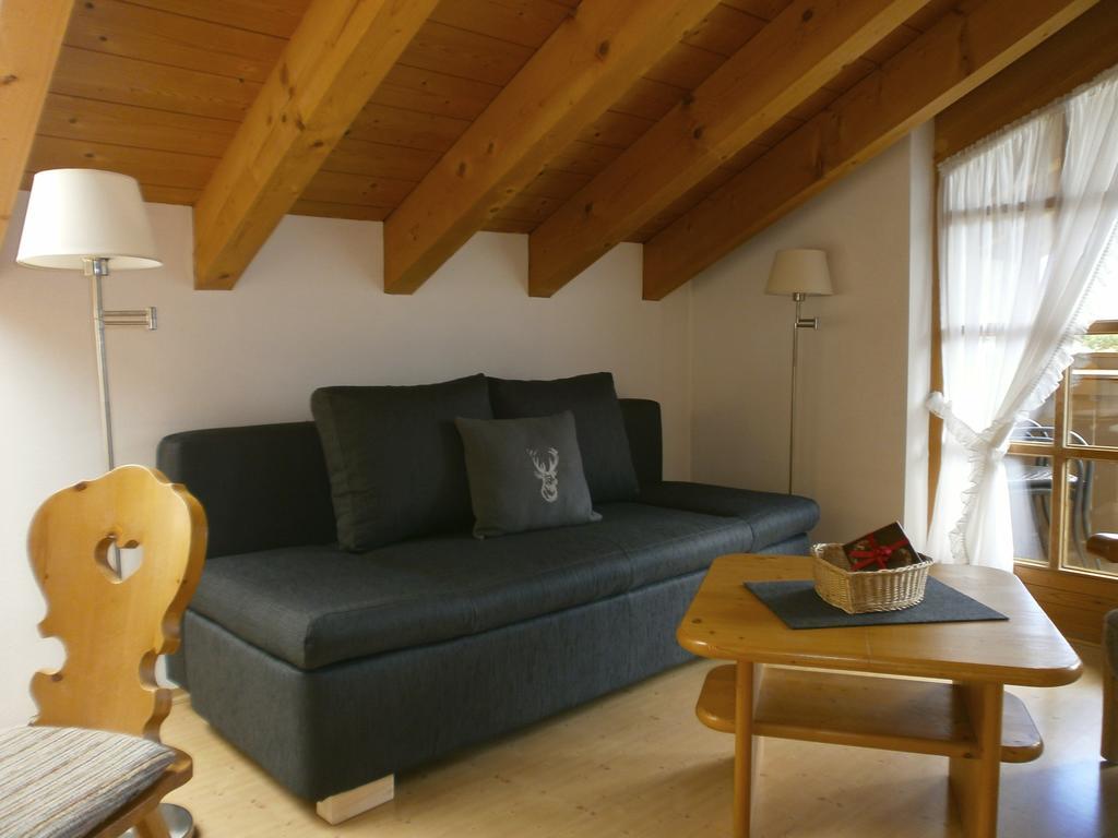 Alpenresidenz Chiemgau Apartamento Schleching Quarto foto