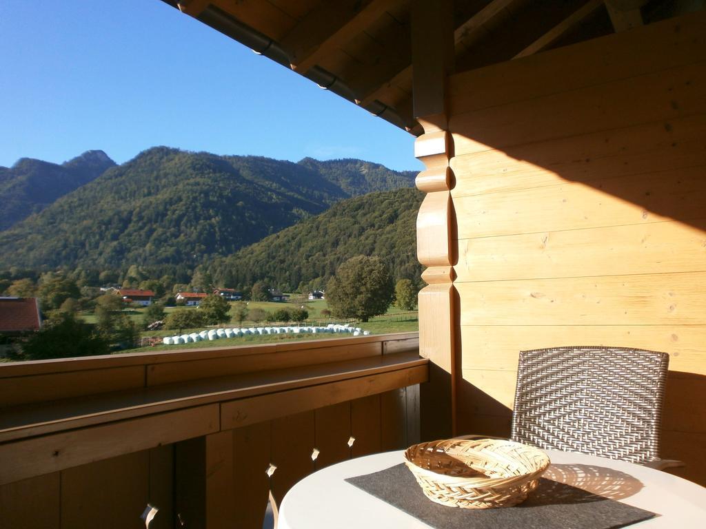 Alpenresidenz Chiemgau Apartamento Schleching Quarto foto