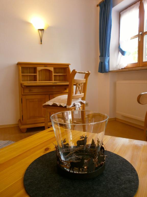 Alpenresidenz Chiemgau Apartamento Schleching Quarto foto